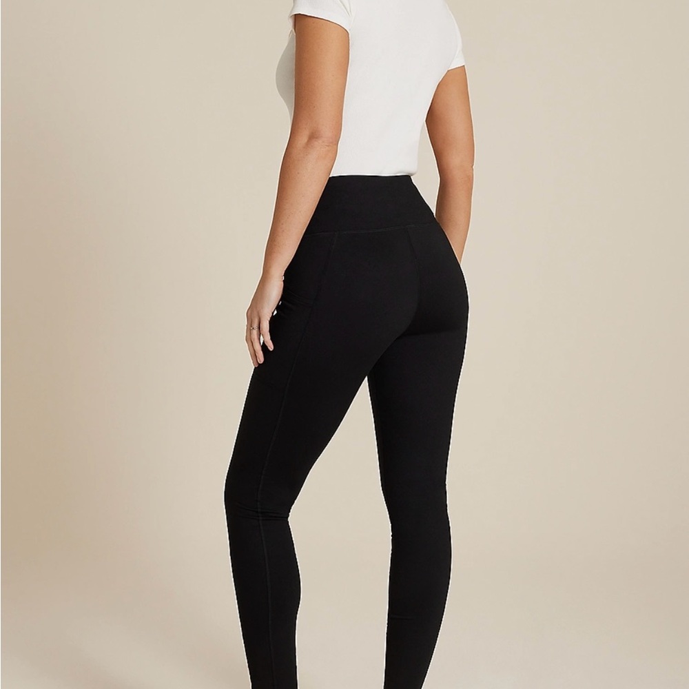 📚Back to School📚Maurice’s Black Leggings